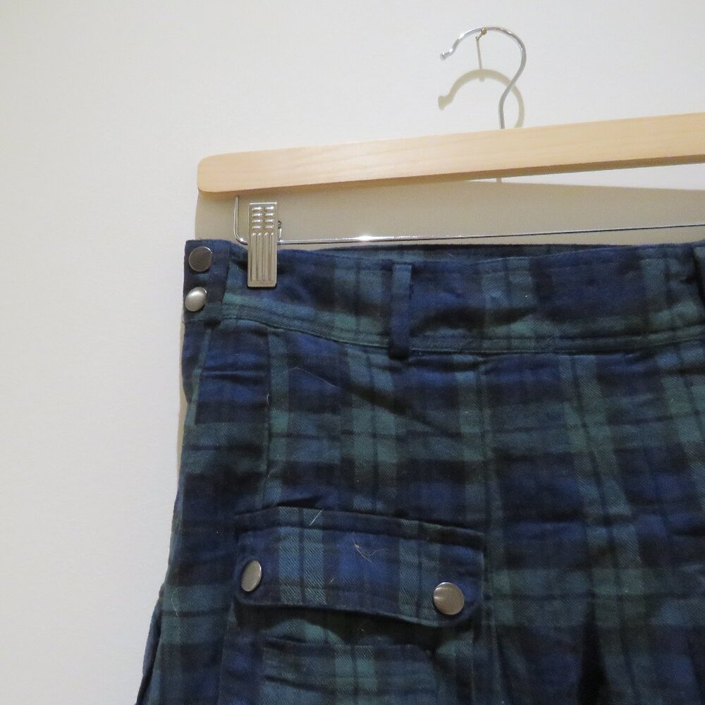 SCARLET DARKNESS Scottish Tartan Black Watch Plaid Kilt Small Alt Punk Grunge - Picture 11 of 16